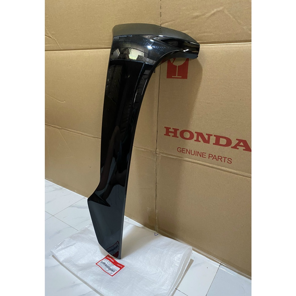 Cánh yếm bên phải WAVE A110  màu Đen bóng chính hãng Honda