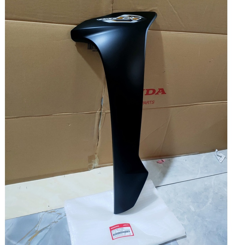 Cánh yếm bên trái WAVE A110  màu Đen nhám chính hãng Honda