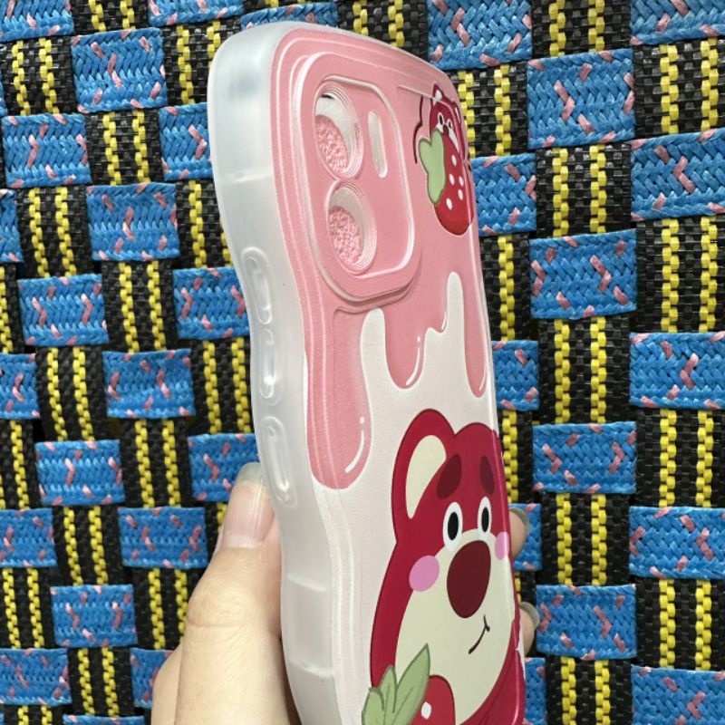 Case ốp lưng Xiaomi Redmi A1 dẻo gấu dâu lotso siêu dễ thương viền lượn sóng bảo vệ camera