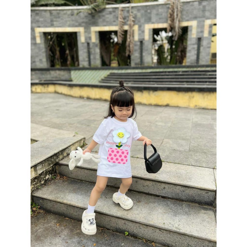 Áo thun gia đình hoa trắng phiên bản mới, tặng kèm hoa tháo rời được, áo phông trẻ em,unisex, TP KIDS