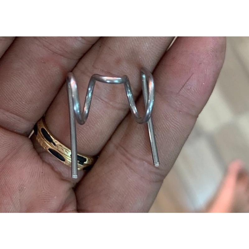 Phe tách bố heo 2 pis đối xứng