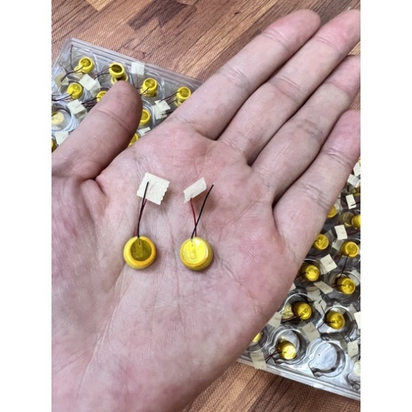 Pin nút Li-ion 3.6V LIR1040 35mAh  cho tai nghe Bluetooth TWS siêu sịn có thể sạc lại được