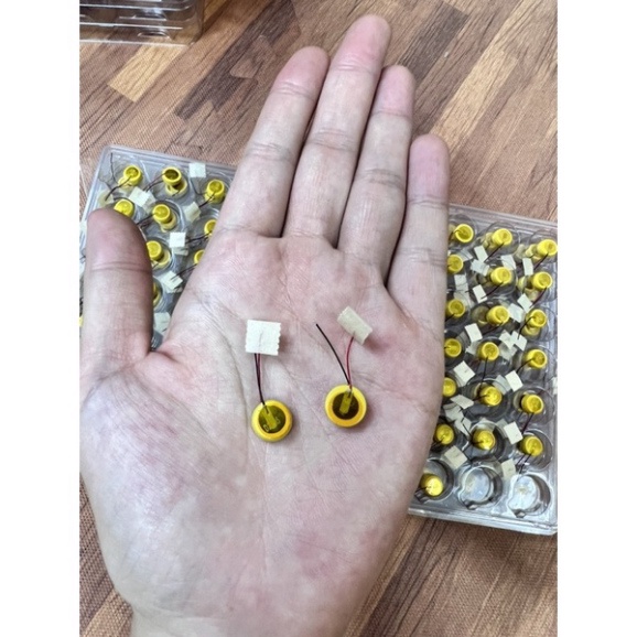 Pin nút Li-ion 3.6V LIR1040 35mAh  cho tai nghe Bluetooth TWS siêu sịn có thể sạc lại được