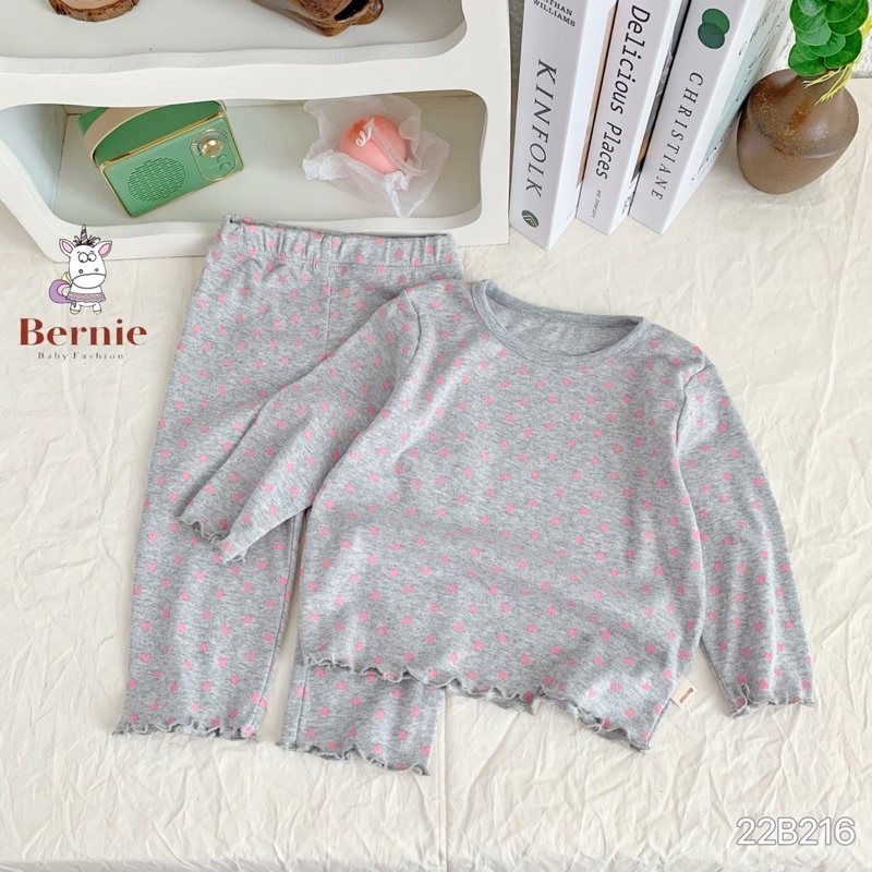 Bộ thu đông bé gái chấm bi viền bèo dễ thương Bernie - Bộ dài tay bé gái cotton cho bé từ 8-22kg- 22B2161