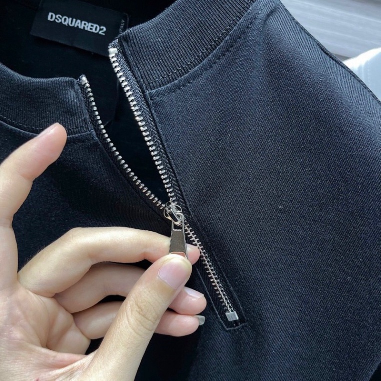 Áo Phông Nam Nữ Dsq2 Trơn Phối Thêu Khoá Zip Chéo Cổ Kiểu Dáng Đơn Giản Basic . Áo Thun Trơn Cho Các Boy Phố Hót 2023. A
