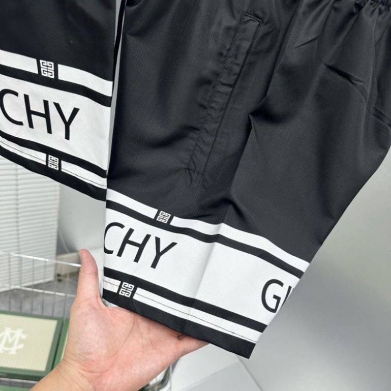 Áo Phông Nam Nữ GVC Bản Phối Đen Trắng. Áo Thun Nam Nữ Unisex Form Rộng Siêu Hot 2023. Quần GVC Đi Biển Cháy. A86