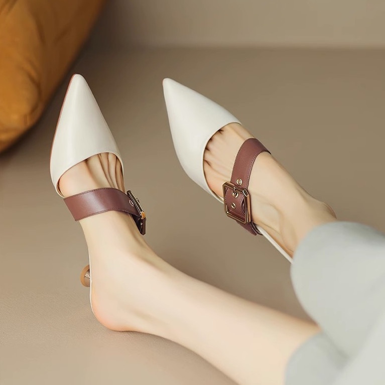 Sandal Mũi Nhọn Gót Thấp Thiết Kế Mới Cao Cấp Thời Trang