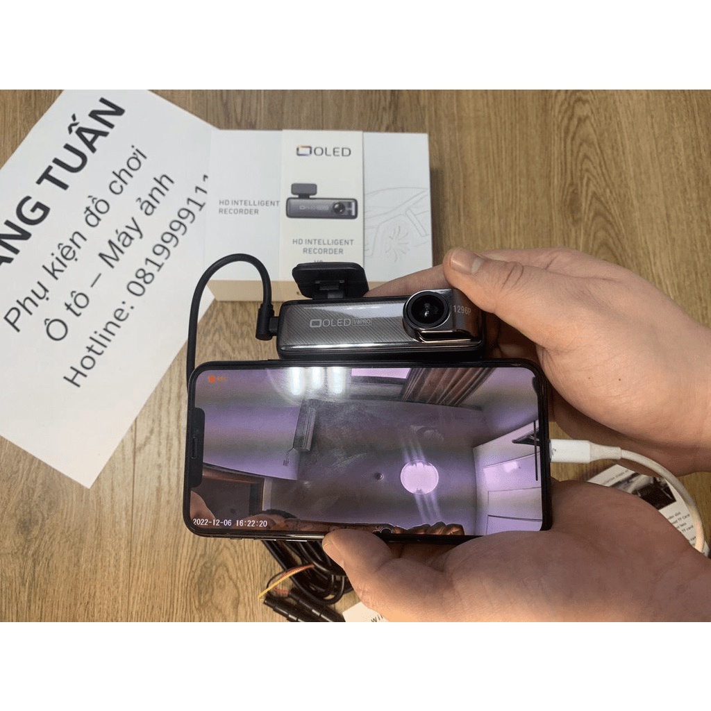 Sale rẻ nhất Camera hành trình OLED V8pro wifi 2K  giám sát đỗ xe 24/7 góc rộng 170 độ app tiếng Việt - cháy hàng