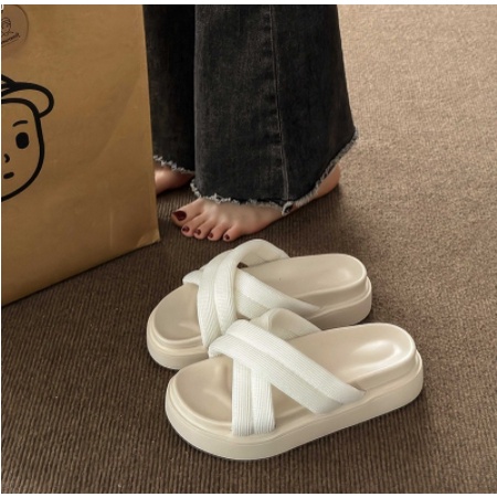 Dép bánh mì dáy dày mùa hè dép bãi biển thư giãn mới