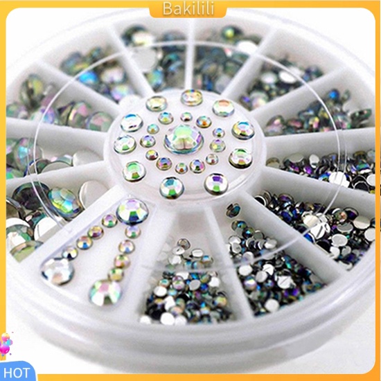Bánh xe nhựa kèm đá acrylic trang trí móng tay sành điệu