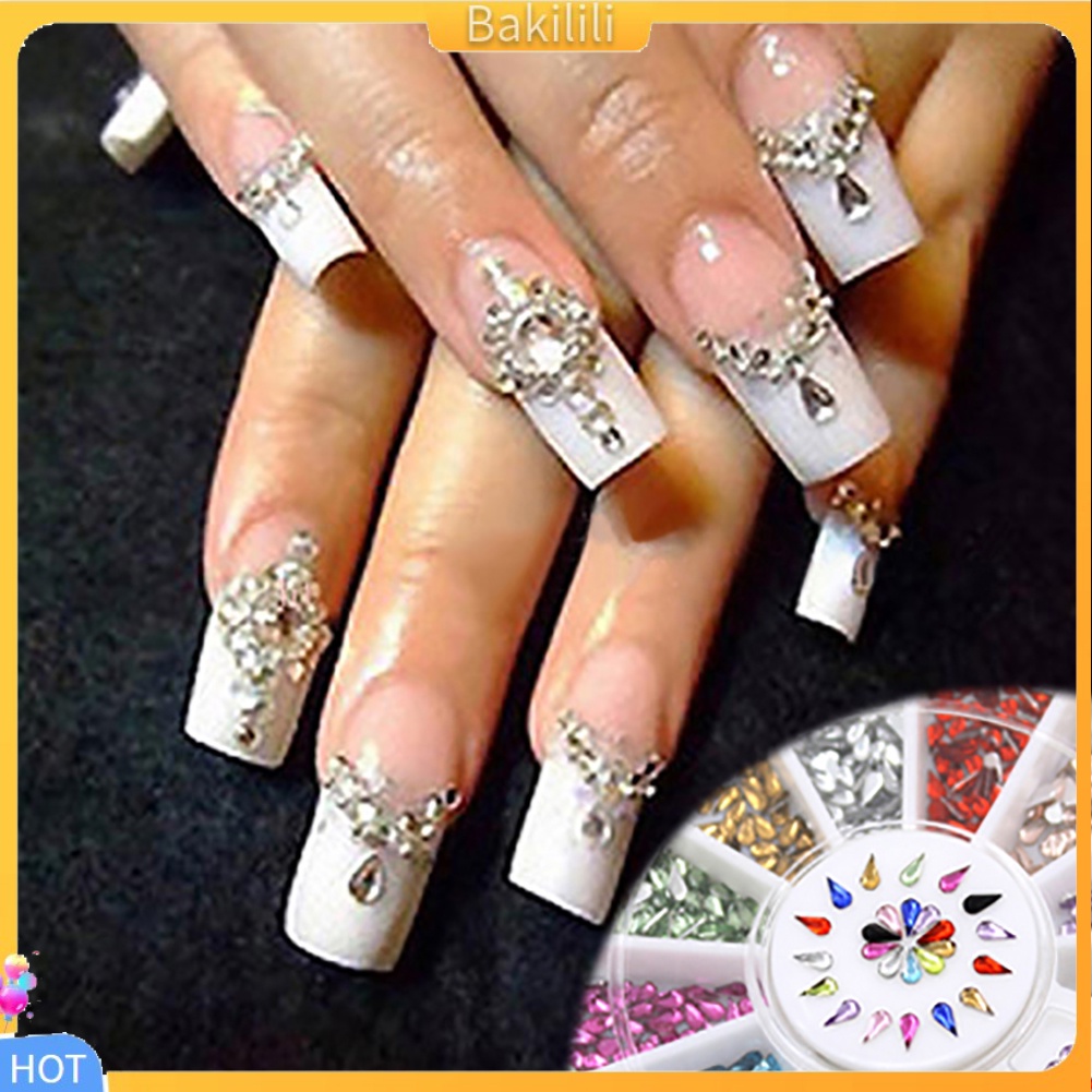 Bánh xe nhựa kèm đá hình giọt nước trang trí móng tay lấp lánh