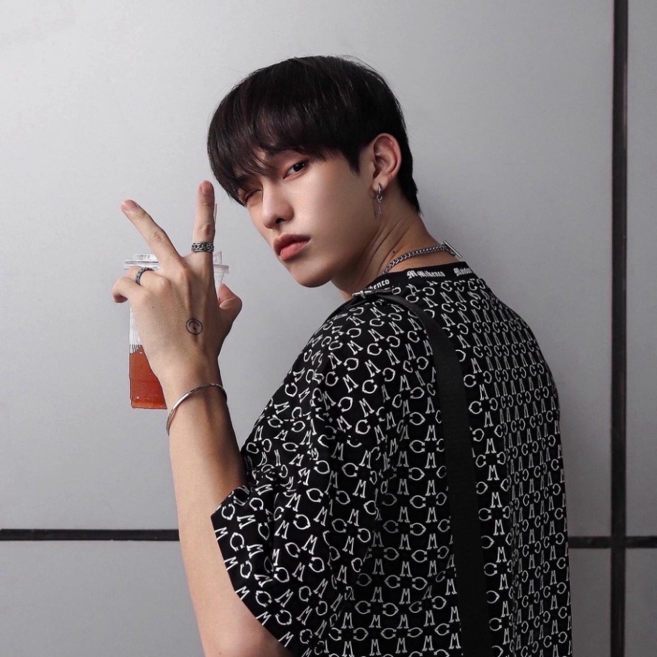 Áo Khoác Gió Nam Nữ MLB NY Logo Thêu Chất Gió 2 Lớp Hàng Chuẩn Cao Cấp Cực Đẹp-Áo Khoác Gió NY Cao Cấp Hottrend2023