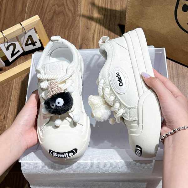 Giày Thể Thao Canvas Họa Tiết Hoạt Hình Dễ Thương