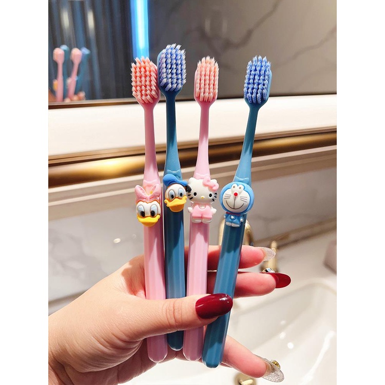 Bàn Chải Đánh Răng Lông Mềm Hình Doraemon Cho Người Lớn Và Trẻ Em