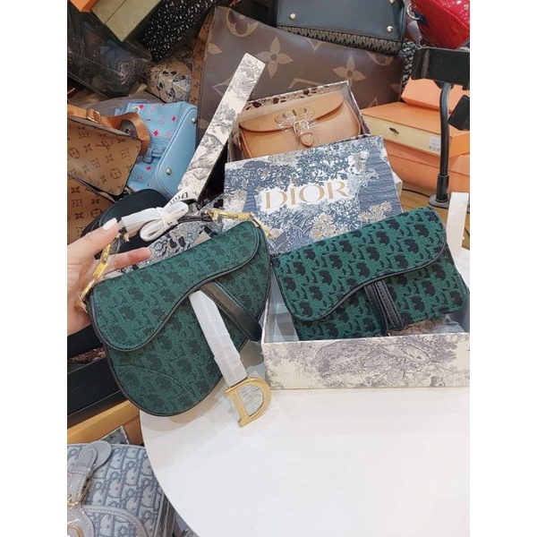 Túi thêu nổi chuẩn loại 1( size 23 và 18)
