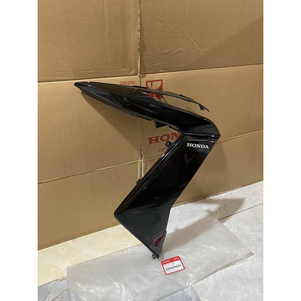 Ốp yếm trước bên phải | bửng yếm Air Blade 125  màu Đỏ *R340* chính hãng Honda