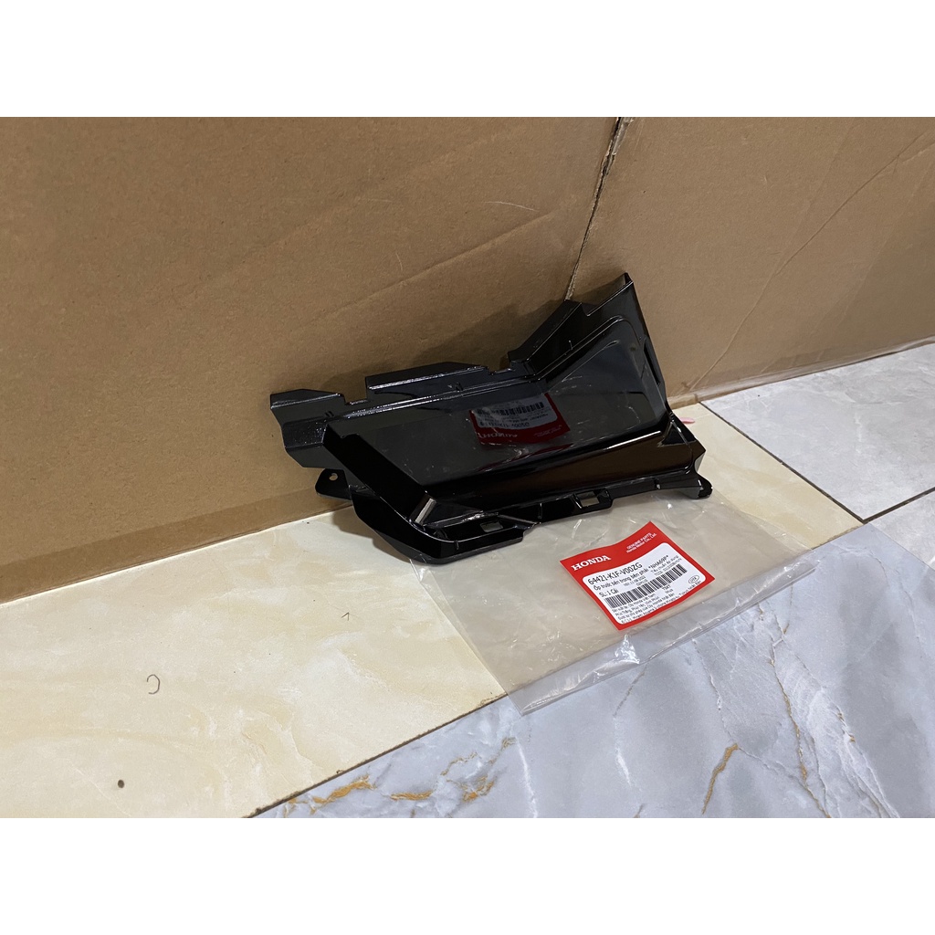 Ốp trước bên trong bên phải Air Blade 125  màu Đen *NHA69P* chính hãng Honda