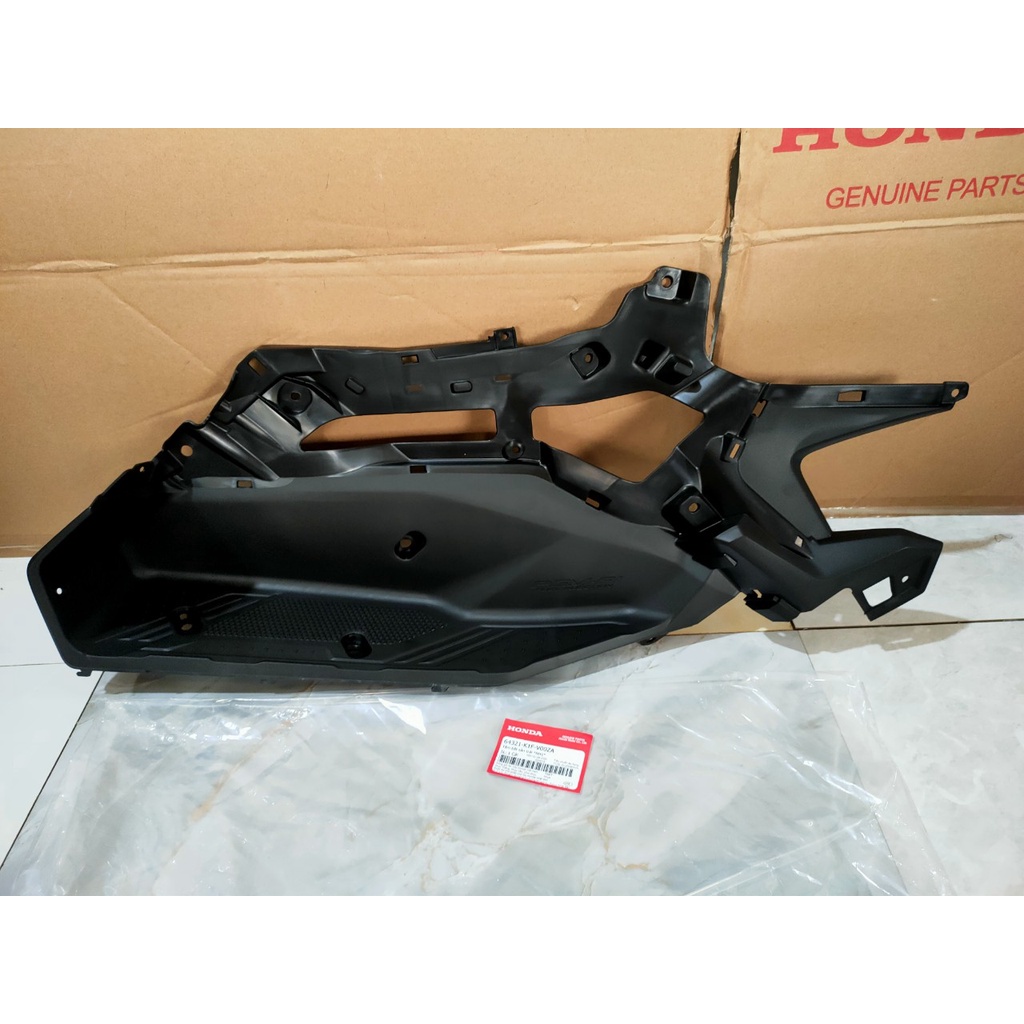 Tấm bắt sàn | sàn để chân bên trái Air Blade 125/150  màu Đen *NH1* chính hãng Honda