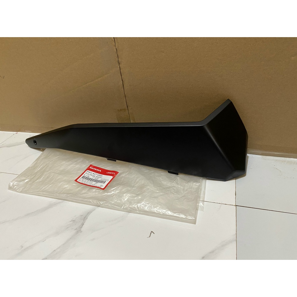 Ốp sàn dưới | thanh cạnh sàn bên phải Air Blade 125  màu Đen nhám chính hãng Honda