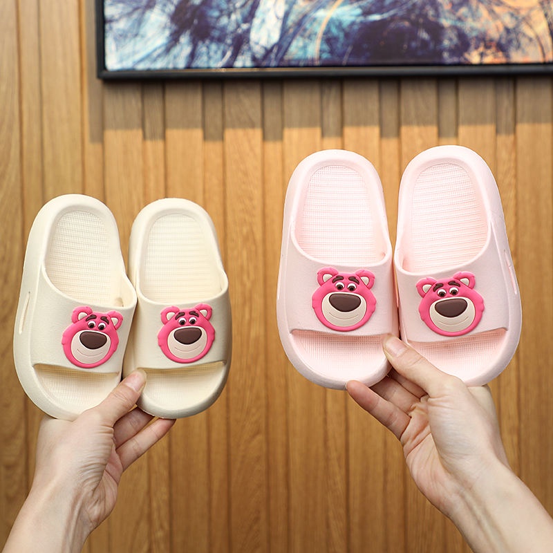 Dép Đi Trong Nhà Tắm Siêu Mềm Chống Trượt Hình Gấu / Dâu Tây Dễ Thương Cho Bé Gái