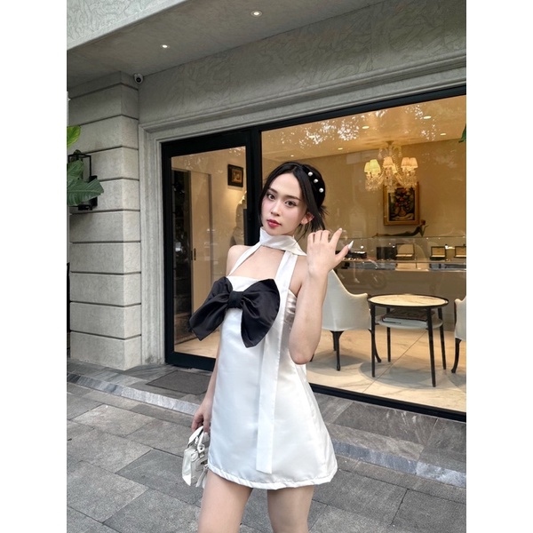 Váy lụa Nơ dây yếm Emina