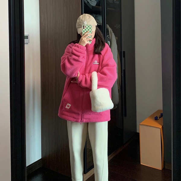 Áo khoác dày màu đỏ hồng gấu dâu dễ thương