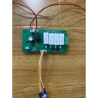 Mạch timer có cân bằng áp chế máy hàn cell siêu tụ