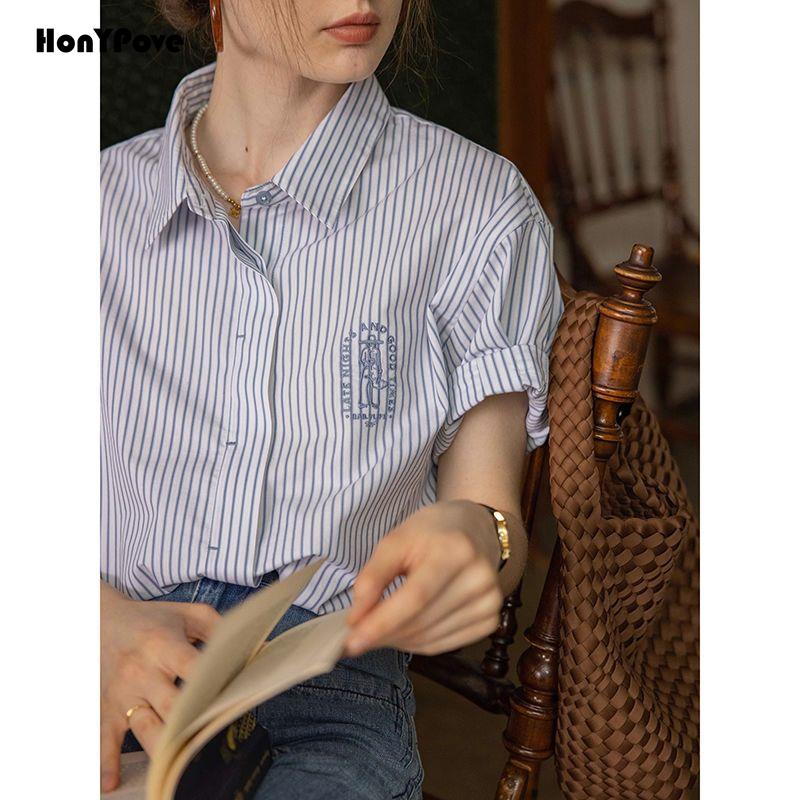 Honypove Áo Sơ Mi Ngắn Tay Thêu Họa Tiết Kẻ Sọc Xanh Dương Phong Cách Pháp Thời Trang Mùa Hè Hàng Mới 2023 Dành Cho Bạn Nữ