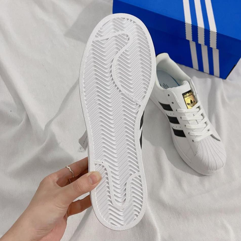 Giày_Adidas Superstar Màu Trắng 3 Sọc Đen Tem Vàng, Giày thể thao nam nữ Adidas mũi sò trắng sọc đen bản S.Cấp full PK