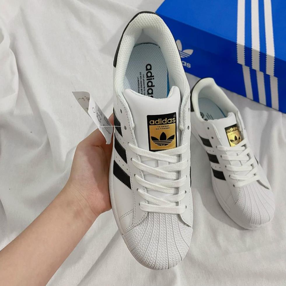 Giày_Adidas Superstar Màu Trắng 3 Sọc Đen Tem Vàng, Giày thể thao nam nữ Adidas mũi sò trắng sọc đen bản S.Cấp full PK