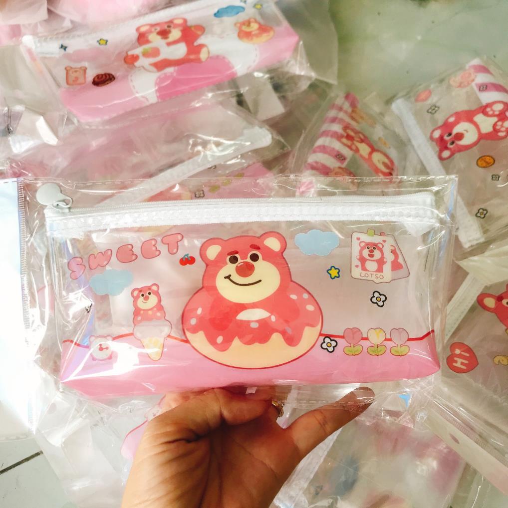 Hộp bút gấu dâu, bóp viết trong suốt gấu dâu cute