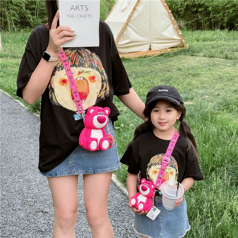 Túi Đeo Chéo Đựng Điện Thoại Bằng Silicon Cỡ Lớn Hình Chú Gấu Dâu Tây Disney Đáng Yêu Cho Bé