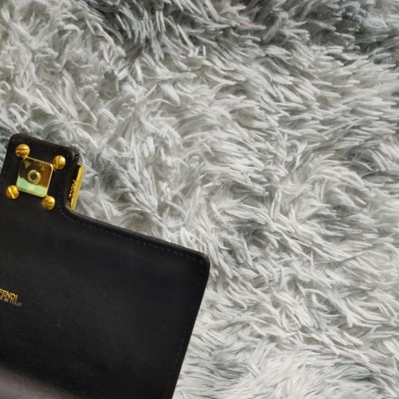 Túi si H79 tuyển Nhật hiệu F*NDI da dê size 20cmx12cmx5cm