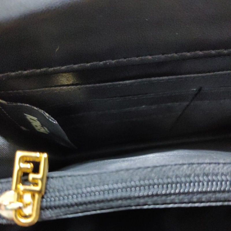 Túi si H79 tuyển Nhật hiệu F*NDI da dê size 20cmx12cmx5cm