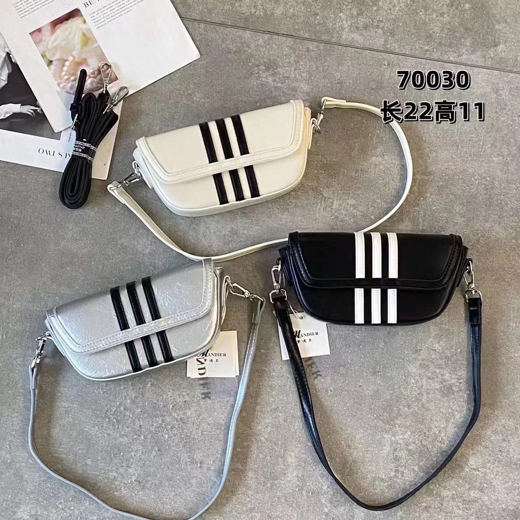 TÚI XÁCH NỮ KẺ SỌC ĐEO CHÉO HÀNG QC ĐẸP.