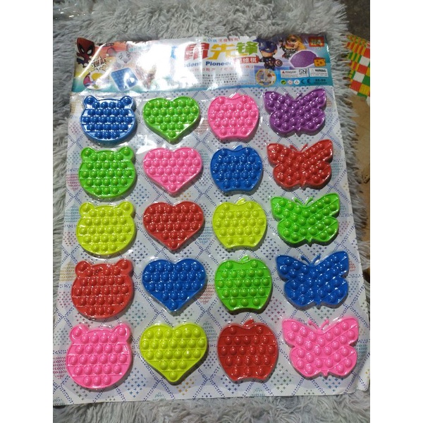 Xả vỉ 20 đồ chơi bíp bóp nhiều hình