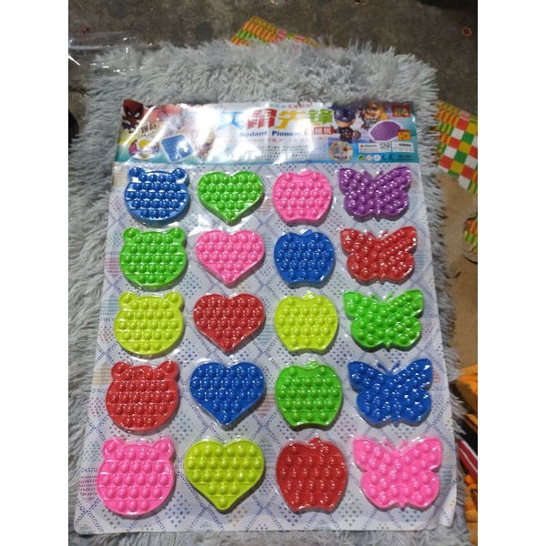 Xả vỉ 20 đồ chơi bíp bóp nhiều hình