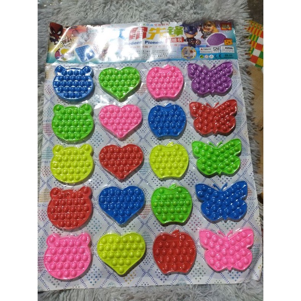 Xả vỉ 20 đồ chơi bíp bóp nhiều hình