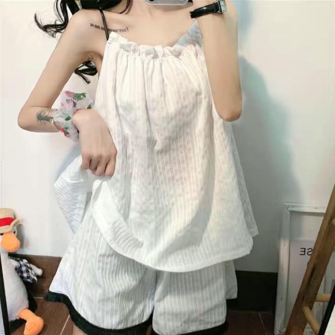 Áo thun tay ngắn, dáng ôm nữ tính kiểu vải xốp nhăn AO7