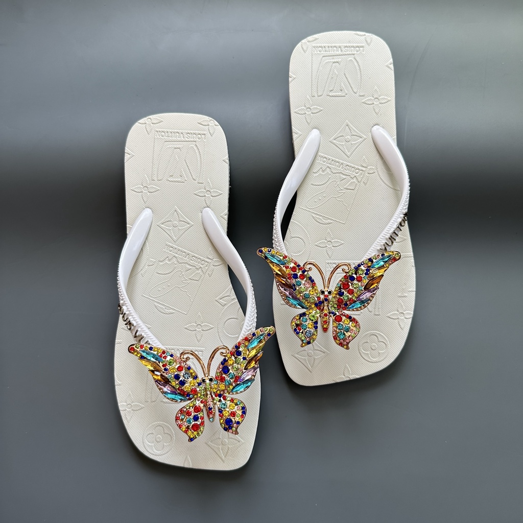 Dép kẹp xỏ ngón tông lào nữ LV đính charm Bớm thời trang, nhiều màu lựa chọn.