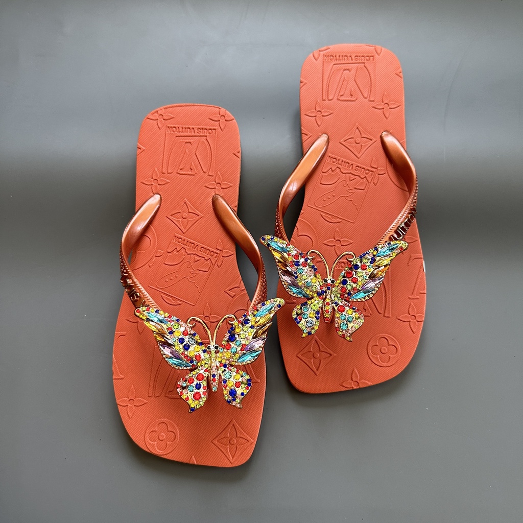 Dép kẹp xỏ ngón tông lào nữ LV đính charm Bớm thời trang, nhiều màu lựa chọn.