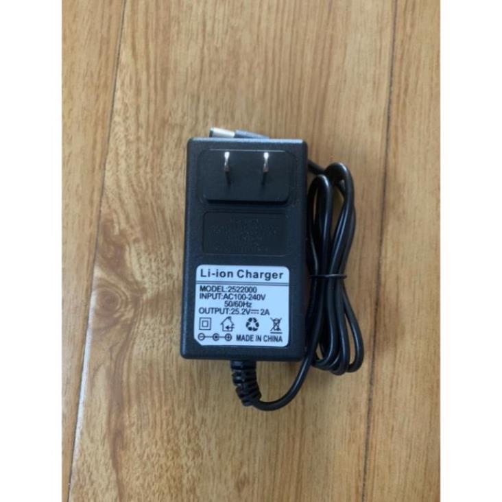 Sạc 6S 25,2V 2A dùng sạc pin