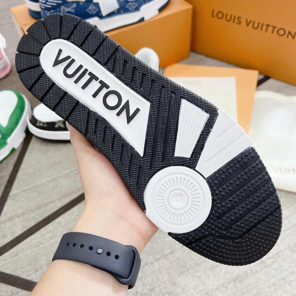 Giày Lv Đen Trắng BẢN CAO CẤP Giày  Louis Vuitton Trainer Black White Hot Trend
