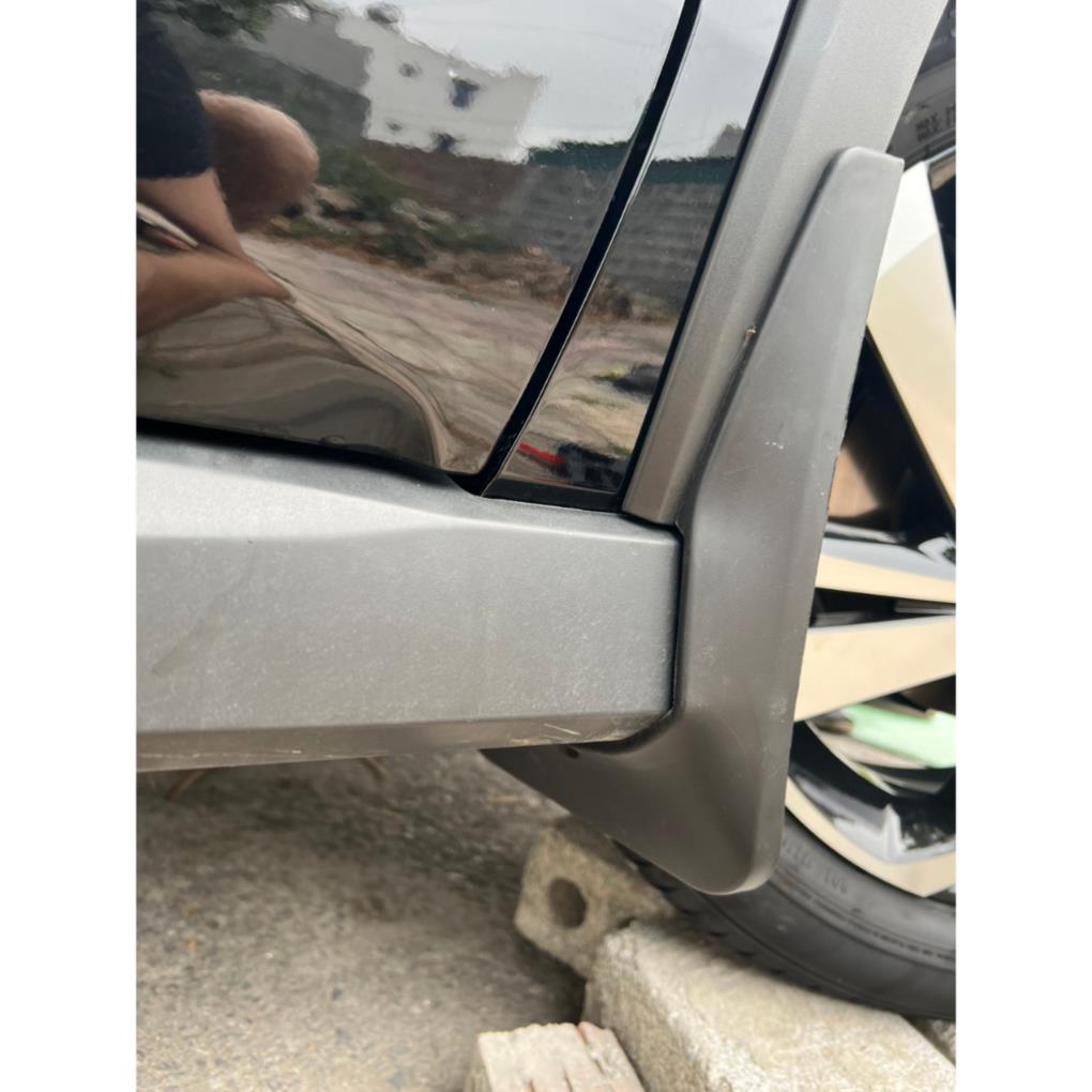 Chắn bùn Toyota Raize