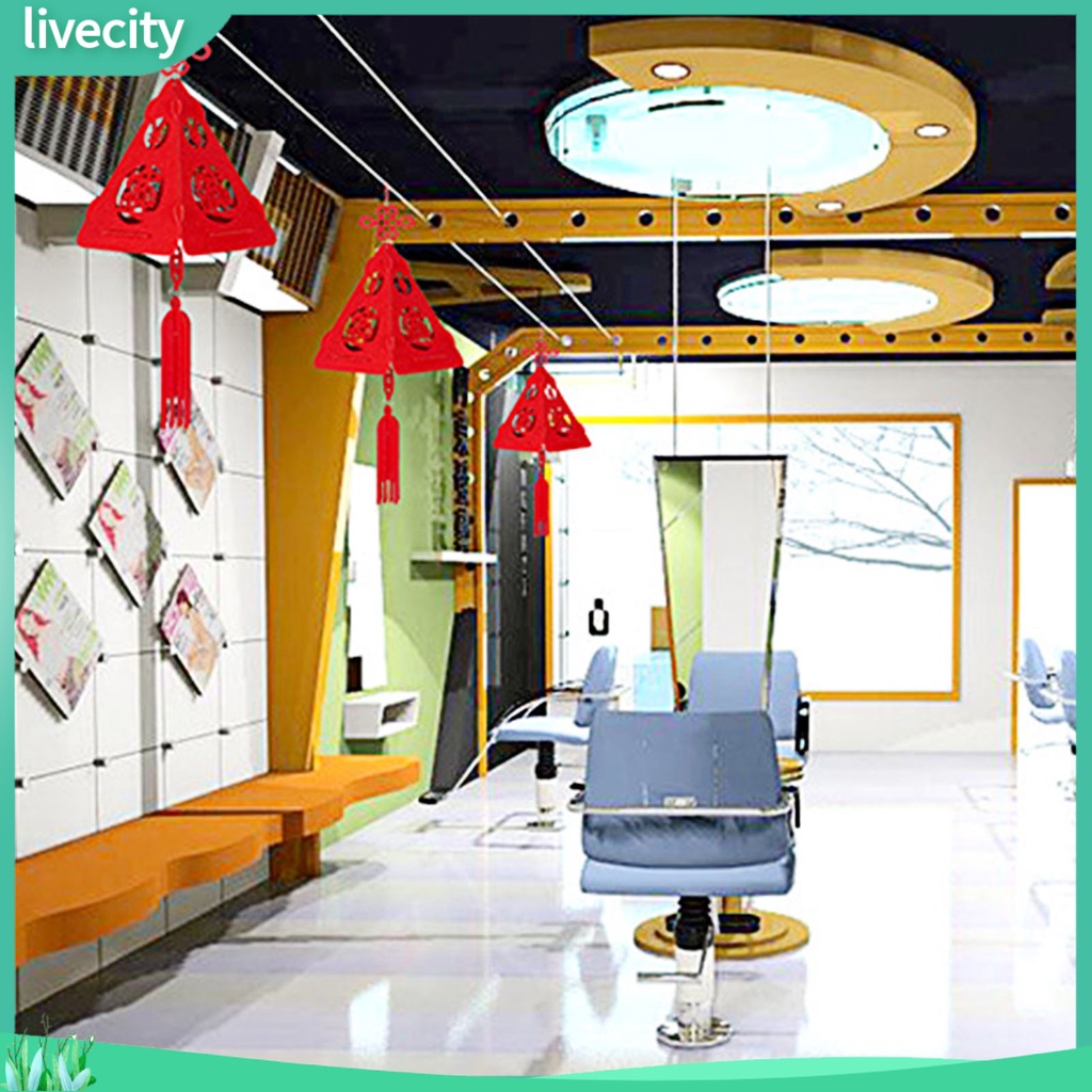 Lồng đèn đỏ hình kim tự tháp treo trang trí năm livecity 2022