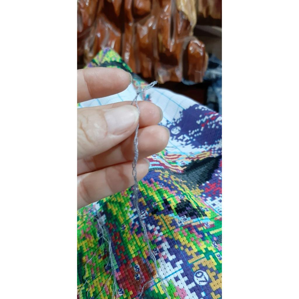 Tranh thêu kín chữ thập Phật Quan Âm - E186