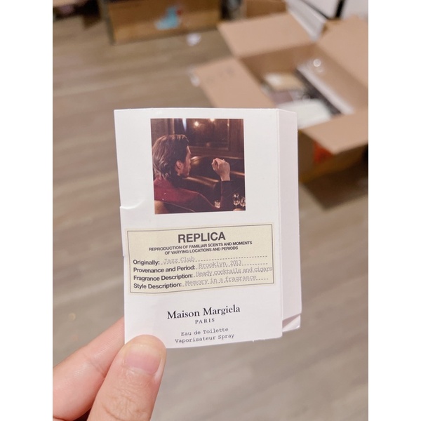 Mẫu thử vial replica