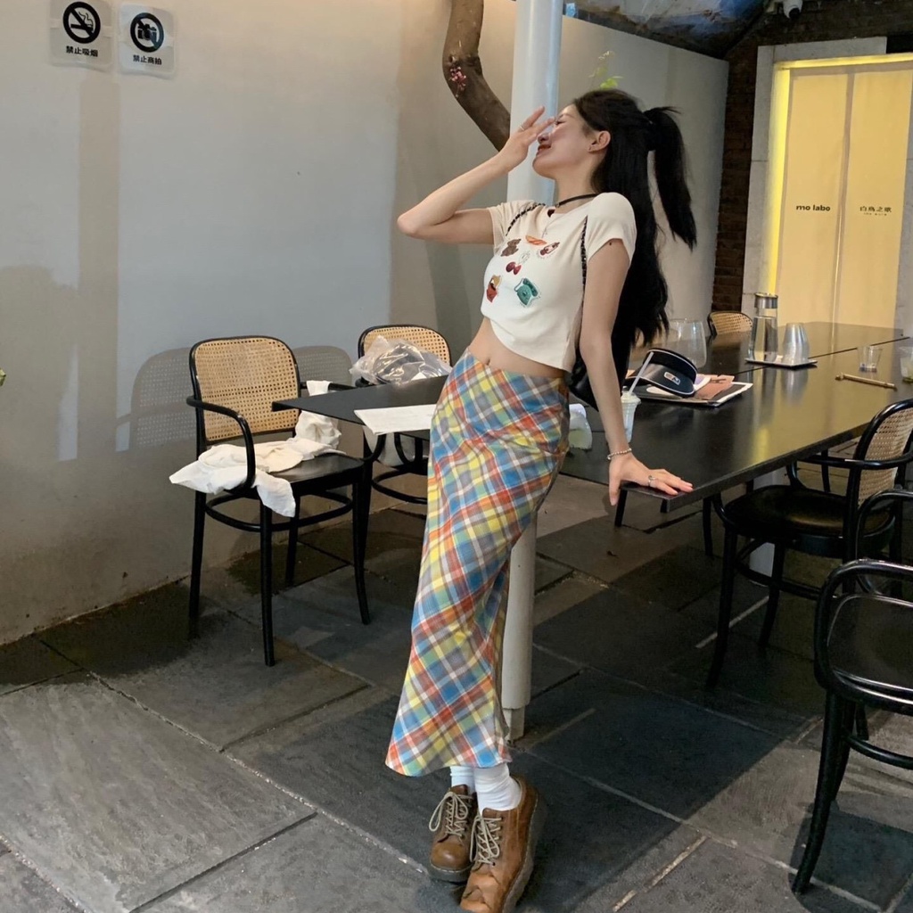 Set Áo Thun Ngắn Tay + Chân Váy Thời Trang Cho Búp Bê Dopamine