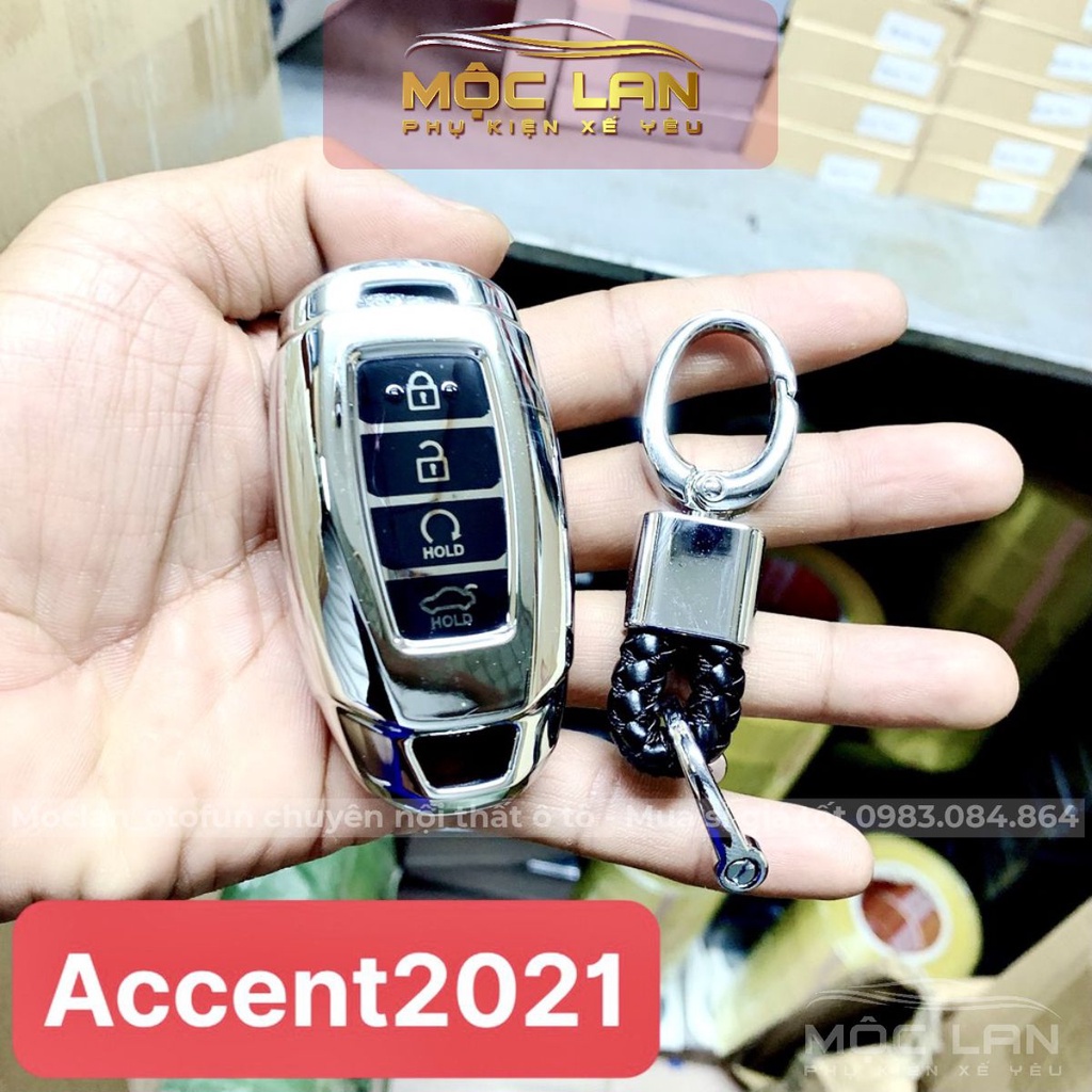 Ốp chìa khóa mạ crom Huyndai Kona, Santafe, Accent 2021 ( loại 4 nút bấm) chất lượng , sang trọng - tặng móc thất lạc
