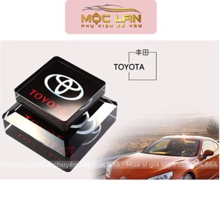 Nước hoa ô tô TOYOTA - nước hoa pha lê đặt taplo